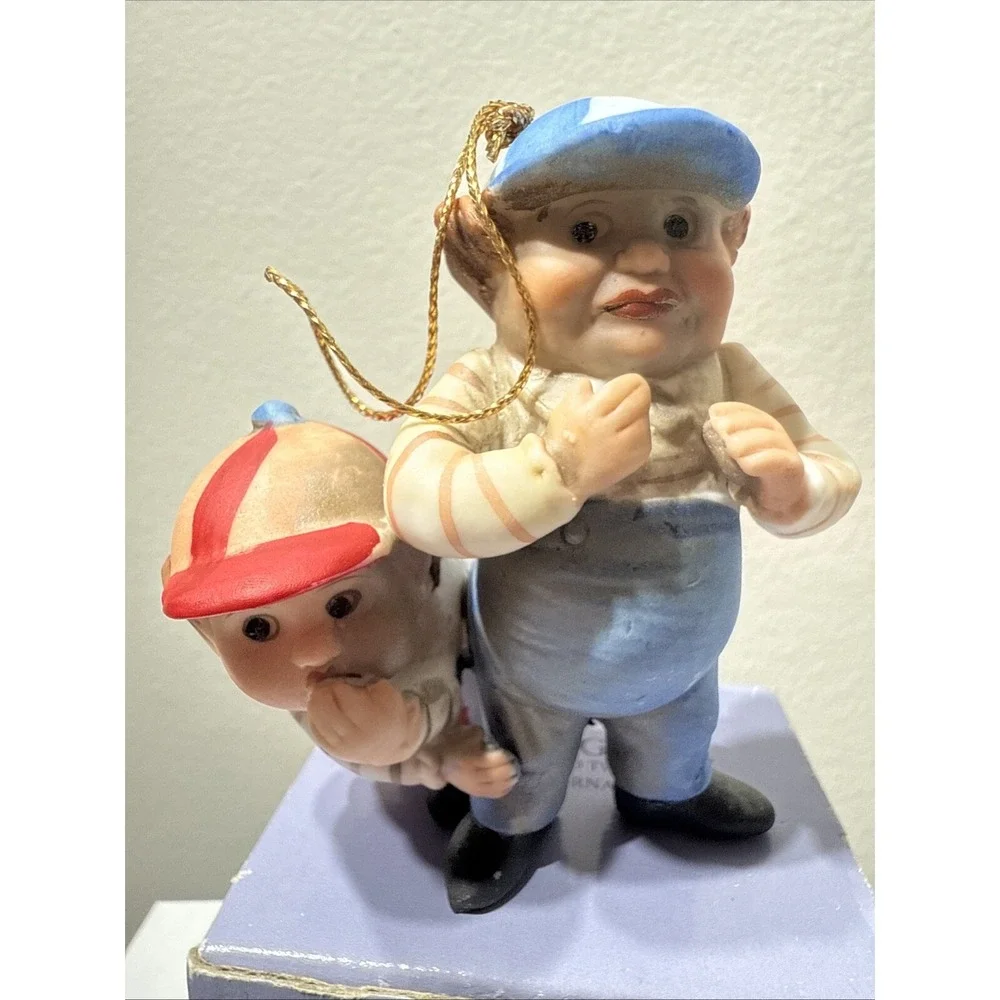 1986 Shafford Tempest Co.‎ Mother Goose Tweedledum Tweedledee Porcelain Ornament
